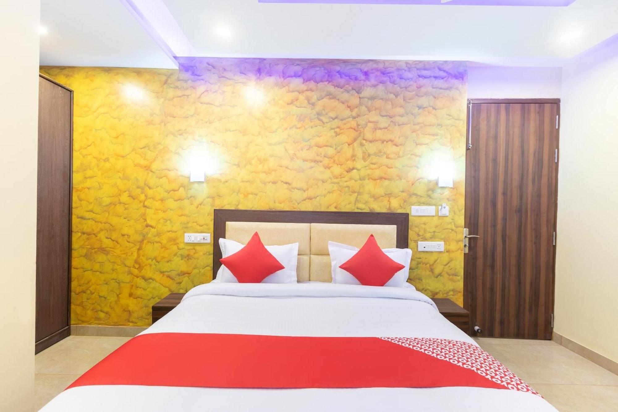 Super Oyo Hotel O Red Stone Inn Nowe Delhi Zewnętrze zdjęcie
